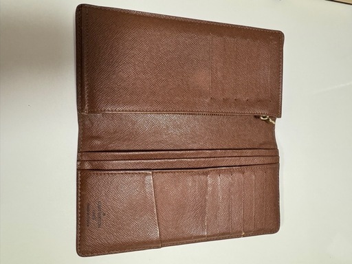 LOUIS VUITTON ルイヴィトン 財布