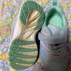 スニーカー瞬足17センチの画像