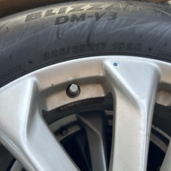 エクストレイル　スタッドレス　タイヤホイールの画像