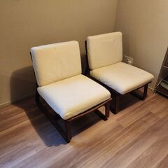 無印良品のダイニングテーブルの画像