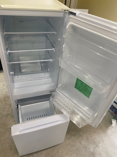NO B505?福岡市内配送設置無料✨?ヤマダオリジナル 冷蔵庫 159L 右開き 2ドア 幅48.6cm 一人暮し向け 耐熱トップテ