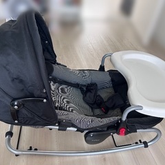 カトージ　バウンサー　机付きの画像