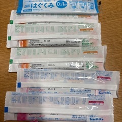 粉ミルク、液体ミルクアタッチメント、哺乳瓶セットの画像