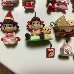 不二家　ペコちゃん　フィギュア　62点　付属品　15点の画像