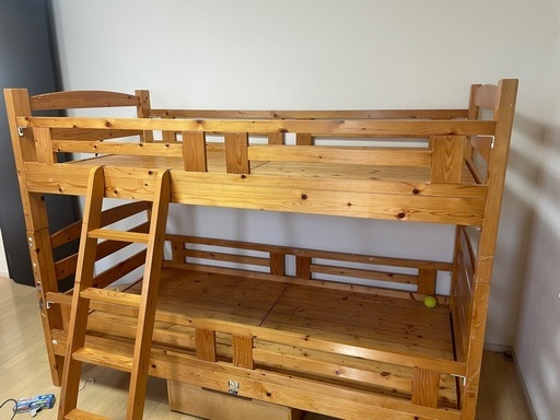 2段ベッド(シングルベッド2つに分ける事可能)