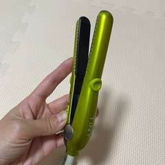 ミニヘアアイロン　旅行用　前髪用　アイロンの画像