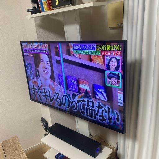 46インチ テレビ ファイヤーTV付き　5年保証付き　テレビ台セット売り。 