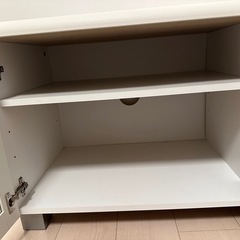 テレビボードの画像