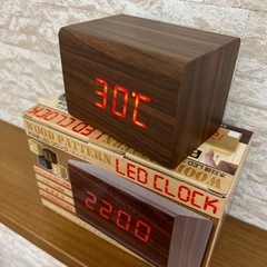 木目調 LED クロックキューブ BROWNの画像