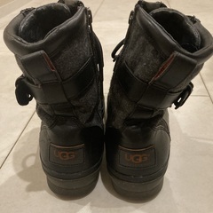 UGG KESEY 防水ブーツ レディース23.5cmの画像