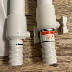 突っ張り耐震ポールの画像