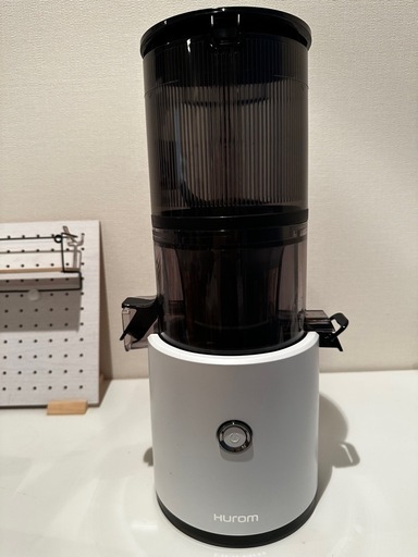 超美品ヒューロムコールドプレスジューサー　H200E