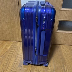 スーツケース機内持ち込みサイズ　　の画像