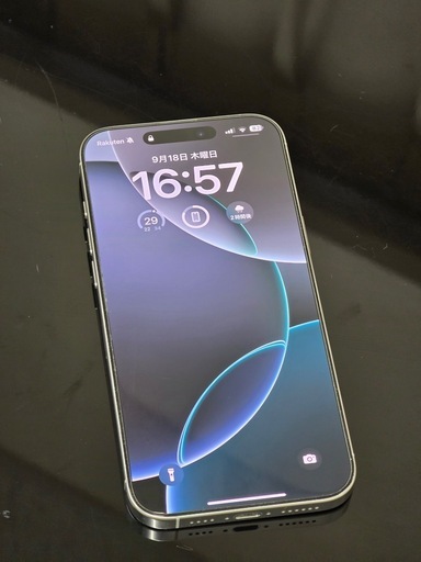 【美品】【値下げ不可】iPhone 16 Pro Max ホワイトチタニウム　256GB SIMフリー