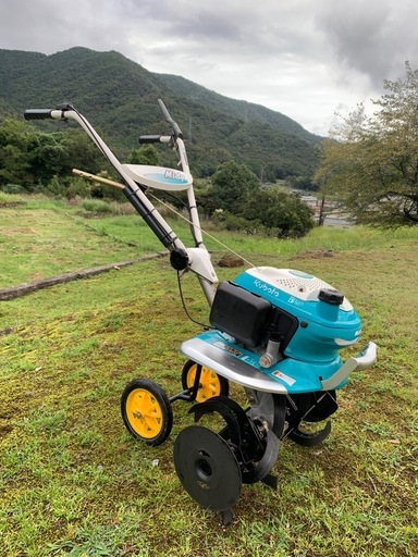 ⭐️美車　クボタ　小型耕運機　TMA300 メンテナンス済み⭐️ ホンダ　こまめF220  OEM車　⭐️移動車輪　抵抗棒あり　家庭菜園　ピッタリ！！ 　