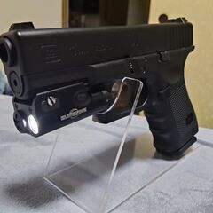 21000円　Glock G19 Gen4 +Surefire Xc1レプの画像