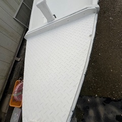 船、船外機２個、カート一式の画像