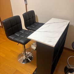 新品未使用バーカウンター・チェアセットの画像