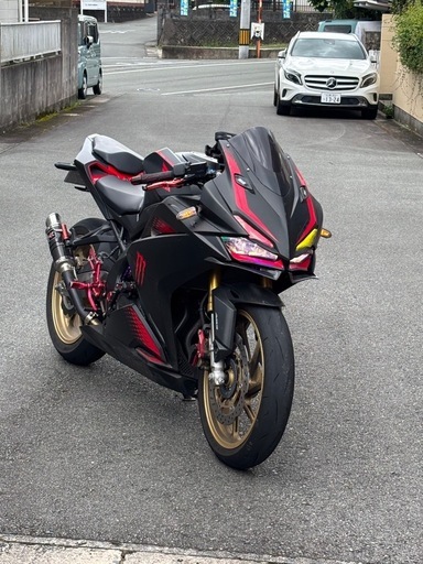 バイク HONDA CBR250RR