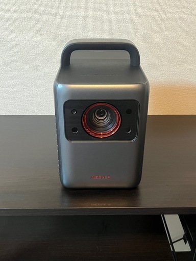 決まりました。激安！Anker Nebula Cosmos Laser 4K 