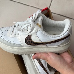 NIKE ナイキ コートビジョン ヒョウ柄 24、5cm(未使用近い)の画像