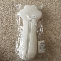 猫の手 ペンケースの画像