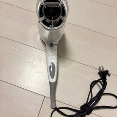 ★9/19(金)限定【美品】テスコム　ドライヤー TESCOM プロテクトイオン ヘアードライヤー ホワイトの画像