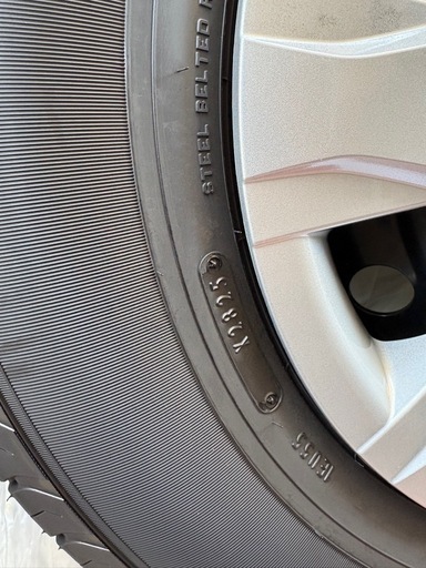 ハイエース　新車外しホイールタイヤセット（値下げしました）