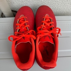 アディダスサッカートレーニングシューズ24cmの画像