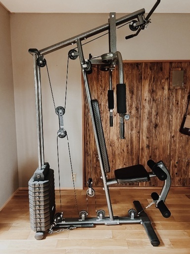 Bodymaker 筋トレ　トレーニングマシーン