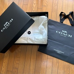 COACH   ギフト 箱　手提げ袋　大型の画像
