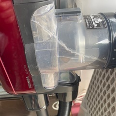 NO：3966東芝充電式クリーナー‼️充電台付き❣️超お買い得❣️の画像