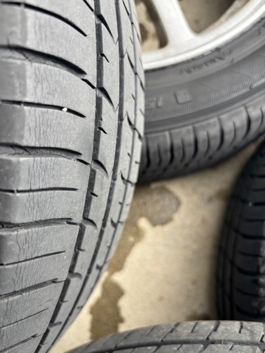 取引中
ダイハツ純正155/65/14タイヤホイールセット引き取り限定