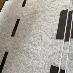 磁石で貼れる吸音パネルの画像