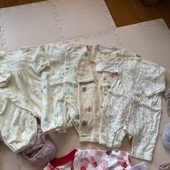 【70cm】ベビー服16点セット ニット帽 ルームシューズ付きの画像