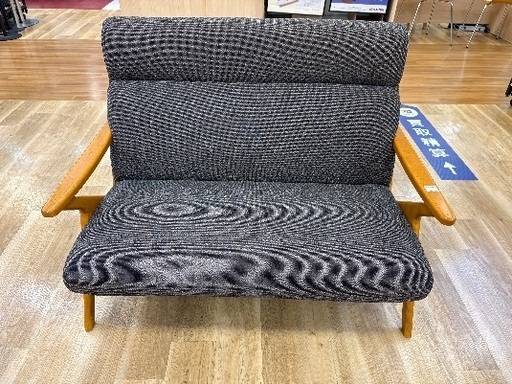 【軽トラック90分無料貸し出し】unicoの2人掛けソファー