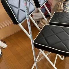 折りたたみ椅子 2脚の画像