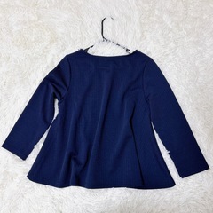 toccocloset ビジュー　ネイビー　ブラウスの画像
