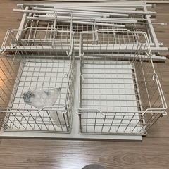 相談中)洗濯機上の収納ラック　スチールの画像