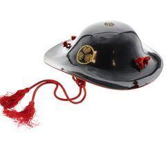 武具・飾り 陣笠 甲冑風 工芸品 漆塗り風 家紋入り 飾り兜 織田木瓜風 赤紐付き 和風装飾品 三つ葉葵の画像