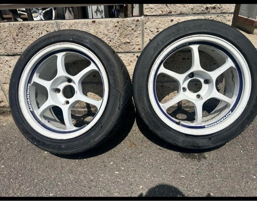 アドバンrg 17×8.5j  　114.3×4