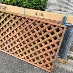 【受付終了】ラチスフェンス　ウッドパーテーション　現場引き上げ品　差し上げます　900×1800の画像
