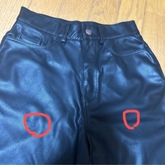 レザーフレアパンツ Sサイズの画像