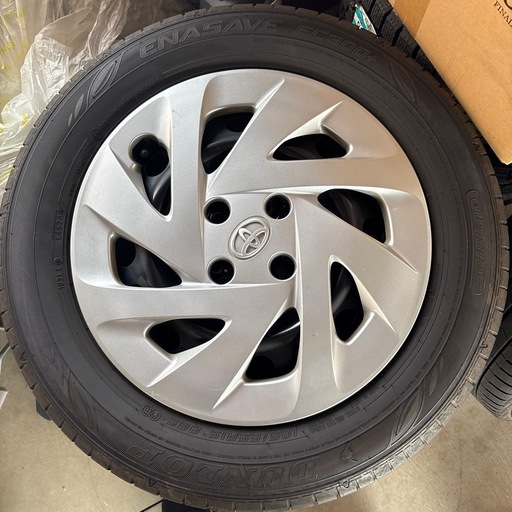 中古サマータイヤ　ホイール（鉄　トヨタカバー付）バリ山！185/65R15 シエンタ等　2023年製　ダンロップエナセーブ
