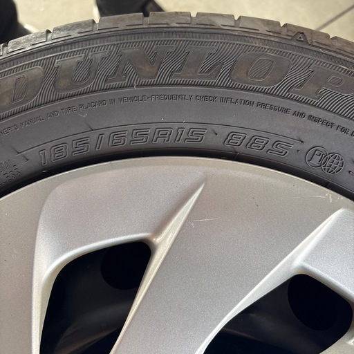 中古サマータイヤ　ホイール（鉄　トヨタカバー付）バリ山！185/65R15 シエンタ等　2023年製　ダンロップエナセーブ