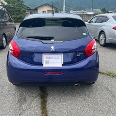プジョー208アリュール　3ドア　車検R8\6月　走行32000km.の画像