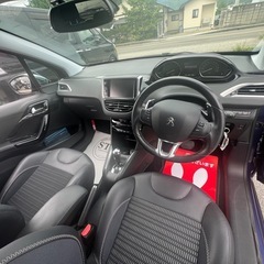 プジョー208アリュール　3ドア　車検R8\6月　走行32000km.の画像
