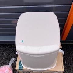 ポータブルトイレの画像