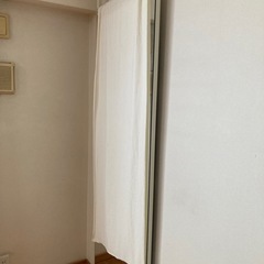 サロン　スタジオ用にも！壁つっぱりミラー
