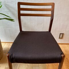 セレクトウォールAチェア　WAL/XBR（PVC）【ダイニングチェア】の画像